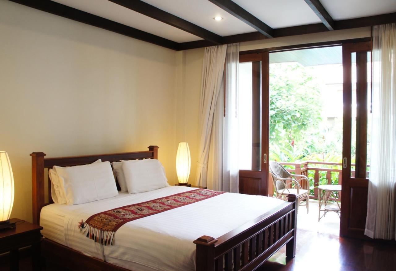Athena Hotel Pakse Exterior foto